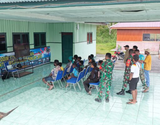 Kodim 1714/Puncak Jaya Gelar Nobar Piala Dunia 2026 Bersama Masyarakat