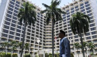 3.161 Personel Amankan Eksekusi Hotel Sultan