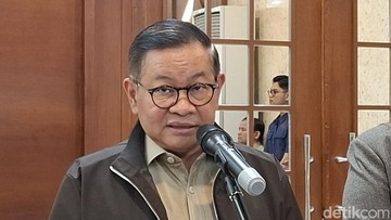 4-Hari-Bersihkan-Pulau-Sampah-di-Muara-Angke