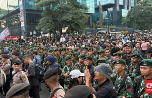 4.000 Aparat Kawal Demo Mahasiswa di Trisakti hingga DPR