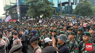 4.000-Aparat-Kawal-Demo-Mahasiswa-di-Trisakti-hingga-DPR