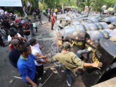 69 Orang Ditangkap saat Ricuh Eksekusi Hotel Sultan