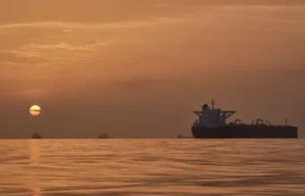 AS Cabut Blokade di Selat Hormuz, Iran Resmi Bebas