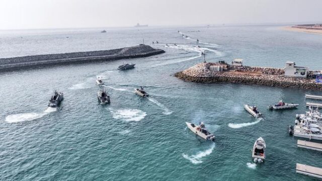 AS-Tembak-Rudal-Kapal-Iran-Langgar-Blokade-Selat-Hormuz