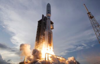 Amazon Dapat Perpanjangan Waktu Luncurkan Satelit Internet