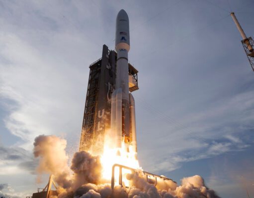 Amazon Dapat Perpanjangan Waktu Luncurkan Satelit Internet