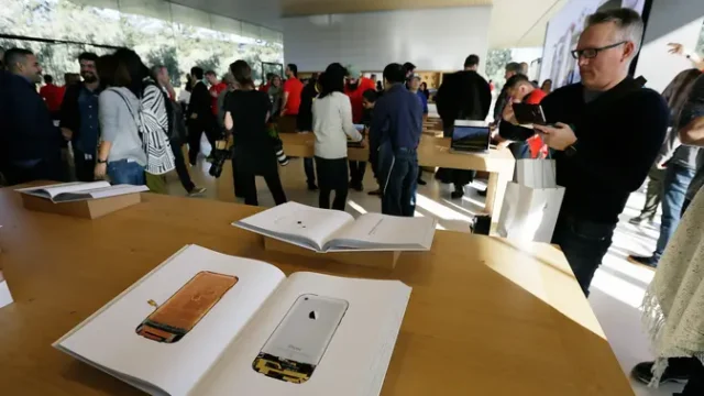 Apple-Lacak-Setiap-Sentuhan-Jari-di-App-Store