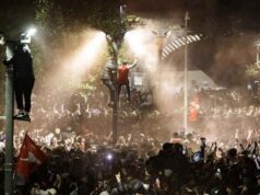 Arsenal Juara, Euforia Berujung Kekacauan