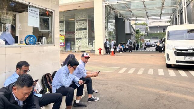 BGN-Digeledah-Suasana-Mencekam-di-Ruang-Pimpinan