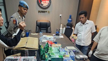 Bareskrim Tangkap Dua Buron Jaringan Sabu RI-Malaysia