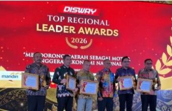 Bupati Bogor Raih Penghargaan Infrastruktur Terbaik
