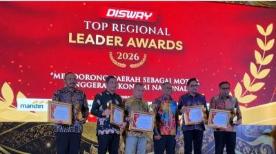 Bupati Bogor Raih Penghargaan Infrastruktur Terbaik