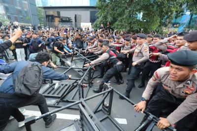 CCTV-Bundaran-HI-Tetap-Aktif-Saat-Aksi-Mahasiswa