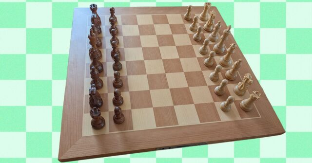 Chessboard-Cerdas-Pertarungan-Modern-di-Atas-64-Petak