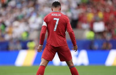 Cristiano-Ronaldo-Tegaskan-Fokus-pada-Tim-Bukan-Messi