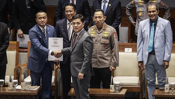 DPR-Sahkan-Revisi-UU-Polri-Perpanjang-Masa-Pensiun-dan-Perluas-Kewenangan-Kompolnas