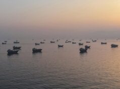 Delapan Kapal Tanker Berlayar di Selat Hormuz, Tanda Perundingan AS-Iran Masuki Tahap Kritis