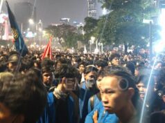 Demonstran Bertahan di Thamrin Hingga Malam