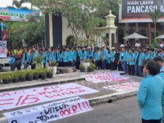 Demonstrasi Mahasiswa Merambah Solo dan Semarang