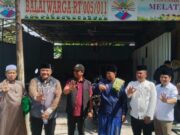 Dina Masyusin Bagikan Kursi Roda untuk Warga Tidak Mampu di Rawa Buaya