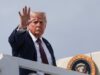 Donald Trump Serahkan Trofi Piala Dunia 2026