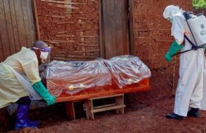 Ebola Langka Mewabah Cepat di Kongo, 127 Tewas