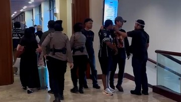 Eksekusi Hotel Sultan Selesai, Pengosongan Masih Berlanjut