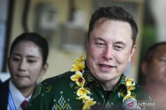 Elon-Musk-Resmi-Jadi-Triliuner-Pertama-Dunia