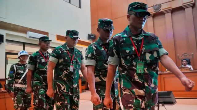 Empat-Prajurit-TNI-Ajukan-Banding-atas-Kasus-Siram-Air-Keras