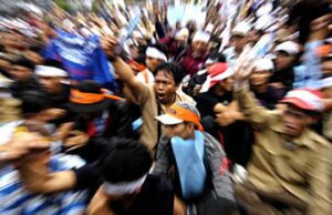 Gaji Guru Rp50 Ribu, MK Dengar Keluh Kesah Honorer