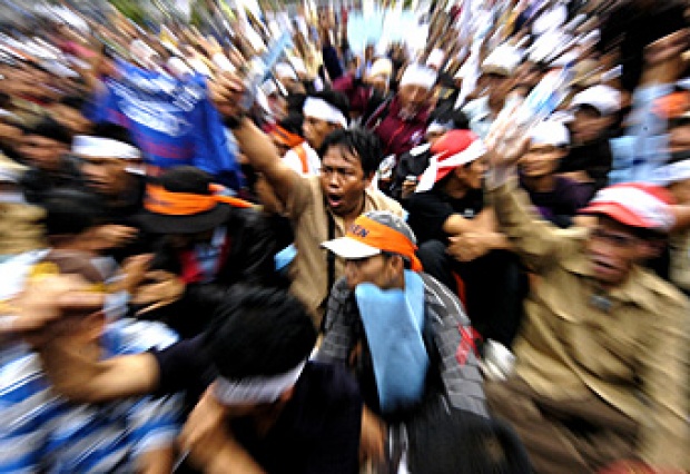 Gaji-Guru-Rp50-Ribu-MK-Dengar-Keluh-Kesah-Honorer