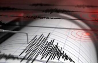 Gempa M6,7 Guncang Palu, Warga Berlarian Panik