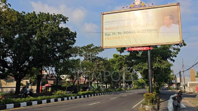 Gerindra Kritik Baliho Ulang Tahun Jokowi di Solo