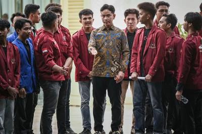 Gibran Sampaikan Aspirasi Mahasiswa ke Presiden Prabowo