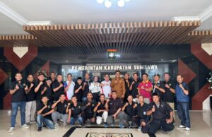 Bupati Lepas Kontingen Porwada PWI Sumbawa
