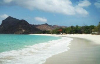Pantai Pasir Putih Maluk Punya Peluang Emas Jadi Destinasi Wisata Unggulan KSB