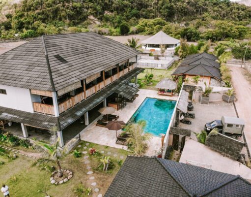 Baha Baha Villas, Oase Wisata dan Kenyamanan di Sekongkang Bawah