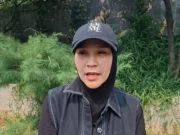 Ibu Tiga Ambulans Turun ke Jalan Suarakan Kegelisahan