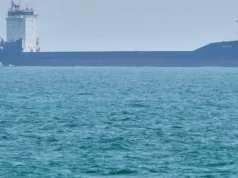Iran Ancam Tembak Kapal di Selat Hormuz