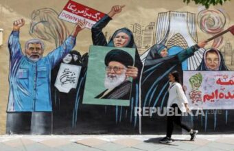 Iran Bertahan di Tengah Badai Sanksi