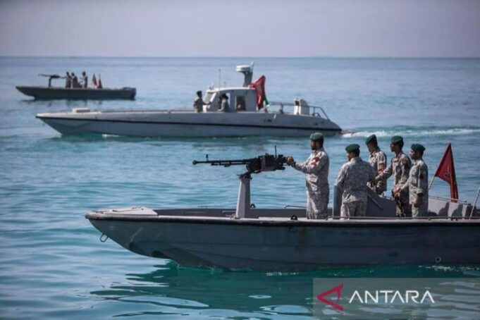 Iran dan Oman Kendalikan Selat Hormuz Sesuai Hukum Internasional