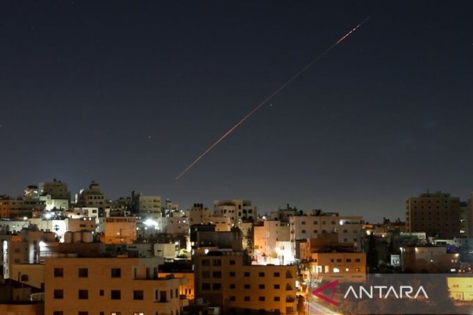 Israel Tutup Seluruh Akses ke Gaza Usai Serangan Iran