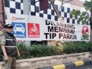 Jakarta Tertibkan Jukir Liar, Bina yang Warga Lokal