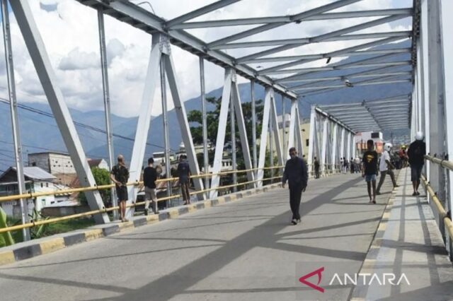 Jembatan-Palu-III-Ditutup-Sementara-Usai-Gempa-67-Magnitudo