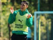 Joey Pelupessy Berpeluang Lanjutkan Karier di Lommel SK