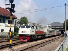 Kabel Listrik Jatuh di Karawang, Empat Kereta Terlambat