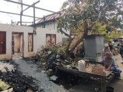 Kakek 70 Tahun Tertimpa Plafon Saat Tidur di Tengah Kebakaran