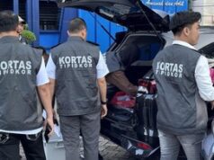 Kantor Korsupgah Geledah Kafe di Sidoarjo Terkait Kasus Impor HP Seken