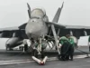 Kapal Selam Nuklir Pertama Peluncuran USS George Washington