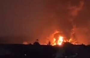 Kebakaran Hebat Hanguskan Pabrik Karet di Tangerang